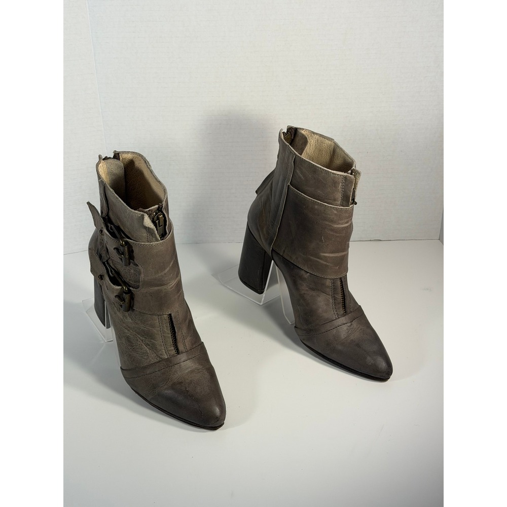 Freebird by Steven Grey Distressed Leather Buckle Ankle Boots Womens 8